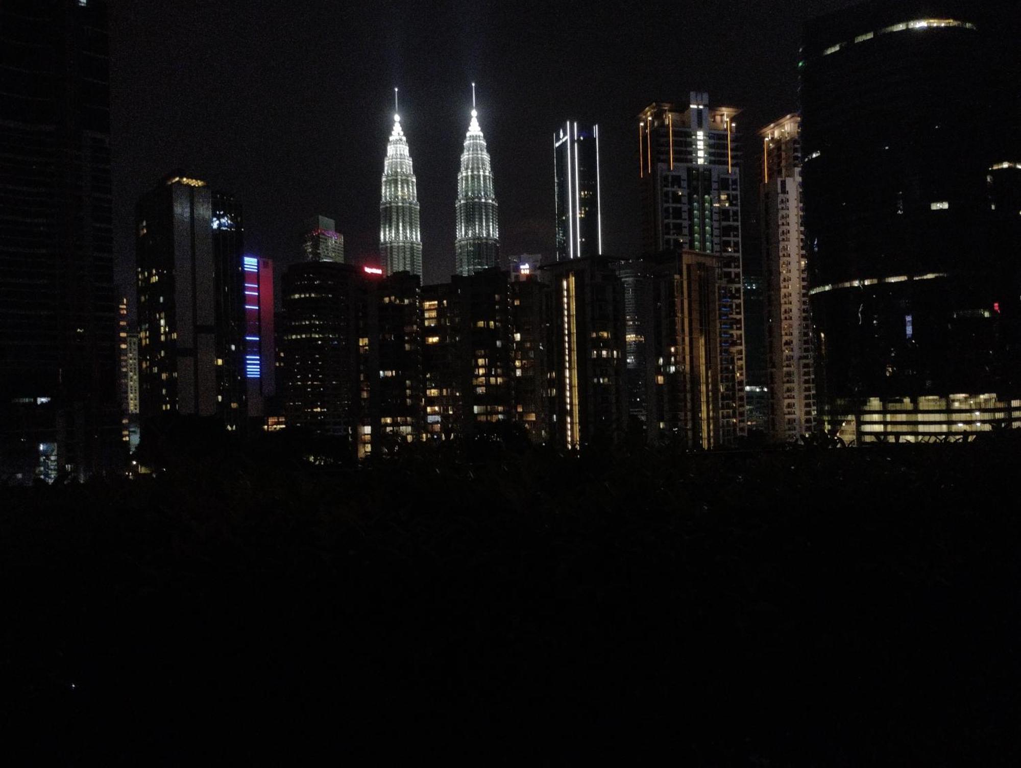 Eaton Residences Klcc By Leo Homestay Kuala Lumpur Esterno foto
