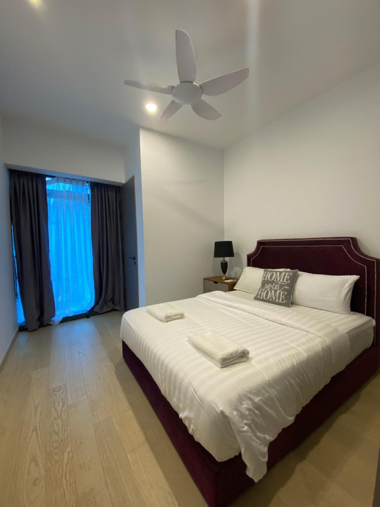 Eaton Residences Klcc By Leo Homestay Kuala Lumpur Esterno foto
